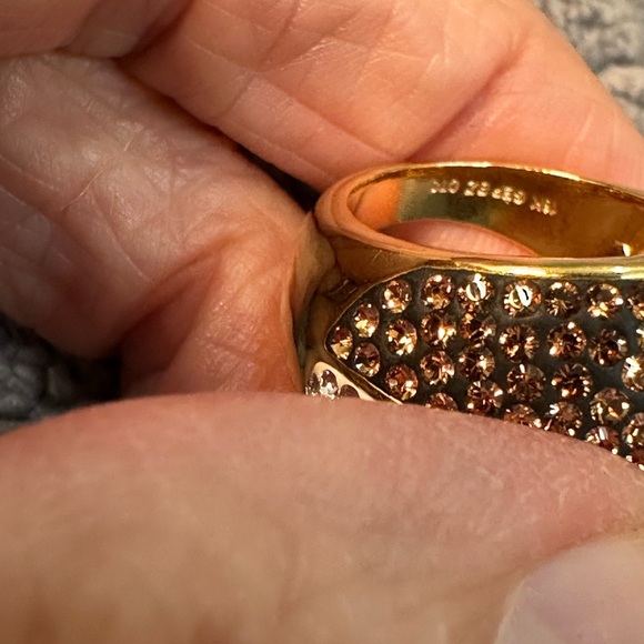 🍉Sparkling Rhinestone Statement Ring - Picture 4 of 7